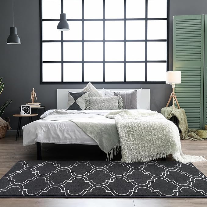 Chicrug Shag Geometric Modern Runner Rug for Bedroom, 2x6 Feet Memory Foam Indoor Hallway Runner Carpet, Fluffy Rug for Living Room Bedside Room Decor for Family, Dark Grey/White