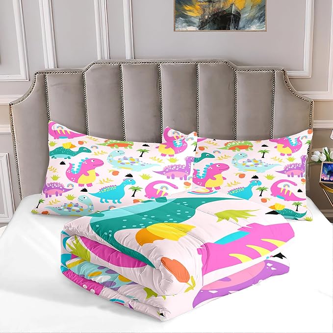 Dinosaur Bedding Full Size, Cute Girls Bedding Dinosaur Comforter Set for Girls Soft Breathable Cartoon Dino Quilt Kids Bedding Set for All Season, 1 Comforter 2 Pillowcase