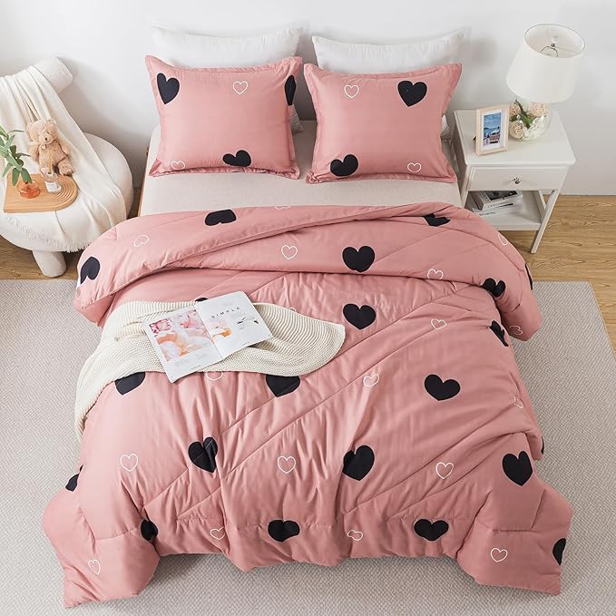 Love Pattern Cameo Brown Comforter Set Full Size, Pink Love Heart Sexy Comforter Bedding Set for All Seasons, Geometric Microfiber 3 Pieces Comforter Set with Pillowshams