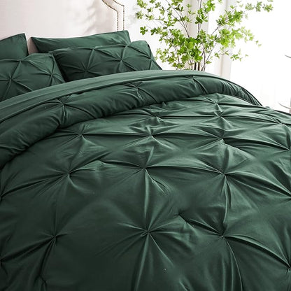Ubauba 7pc Dark Green Comforter Set Queen Size, Hunter Green Pintuck Bed in a Bag 7 Piece, All Season Emerald Pinched Pleat Bedding Set with Comforter and Sheets (Green,Queen)