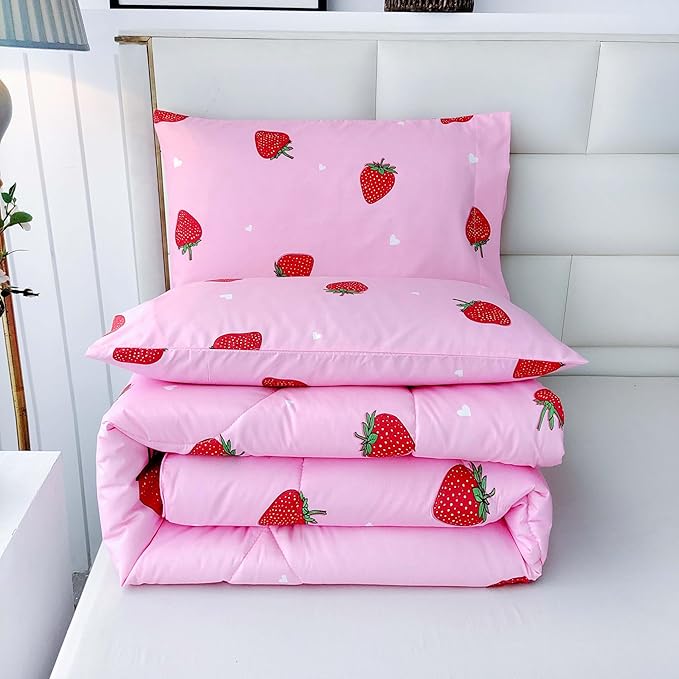 SDY 3PCS Strawberry Comforter Set Queen, Strawberry Queen Size Bedding Set, Kawaii Bed Set Kids Comforter Set, Cute Pink Bedding Room Decor for Girls, Children, Teen…