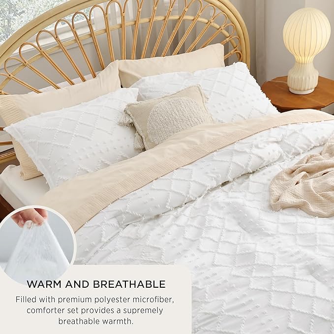 Bedsure Oversized King Comforter - White Comforter Set, Boho Tufted Shabby Chic Bedding Comforter Set, 3 Pieces Farmhouse Bed Set for All Seasons, Fluffy Soft Bedding Set with 2 Pillow Shams