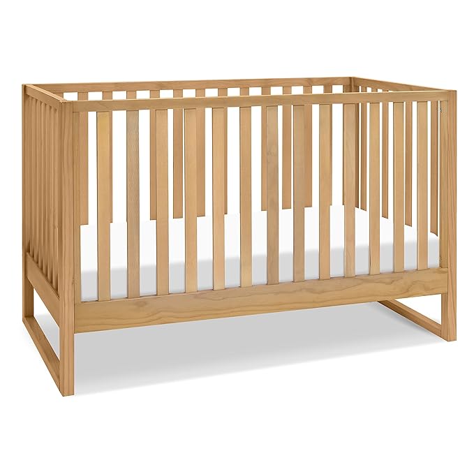 Davinci Hunter 3-in-1 Convertible Crib, Honey, Easy Assemble, Greenguard Gold Certified