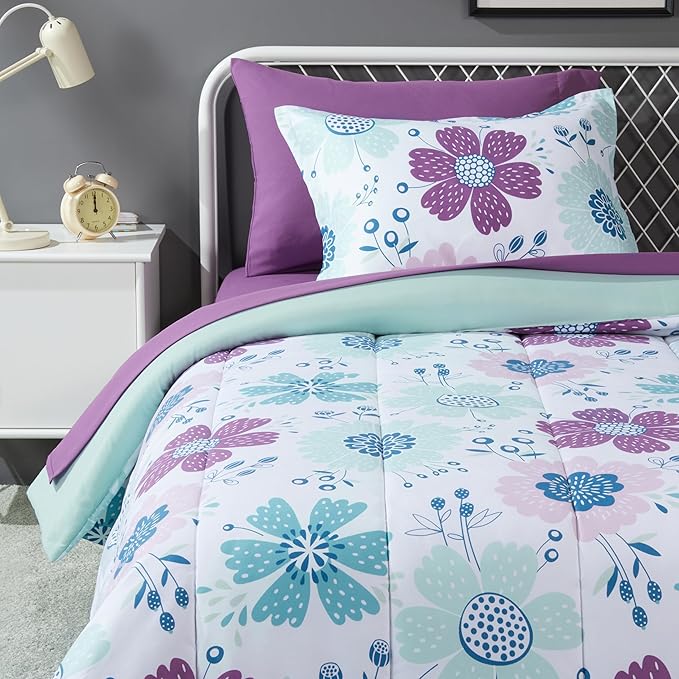 Amazon Basics 5 Piece Microfiber Kid's Bed-in-a-Bag Bedding Set, Twin, Bluish Flowers, Floral