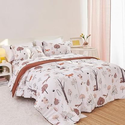 Kids Woodland Comforter Set for Boys Girls Twin Size, Cute Reversible Quilted Forest Animal Print Fall Bedding with Pillow Sham, Lightweight Soft Breathable Machine Camping Themed Bed Set 2 Piece