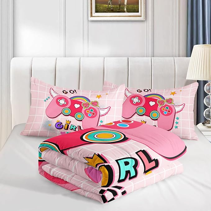 Datura home Bedding Comforter Set Pink Gamepad Printed Pattern Quilt with 1 and 2 Pillowcases for Girls Bedroom All Season(Pink Full) Full 80x90inches