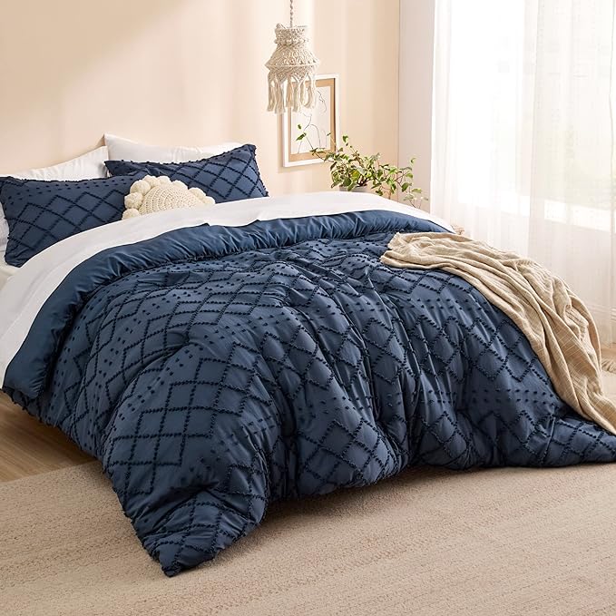 Bedsure California King Comforter Set - Navy Comforter, Boho Tufted Shabby Chic Bedding Comforter Set, 3 Pieces Farmhouse Bed Set for All Seasons, Fluffy Soft Bedding Set with 2 Pillow Shams