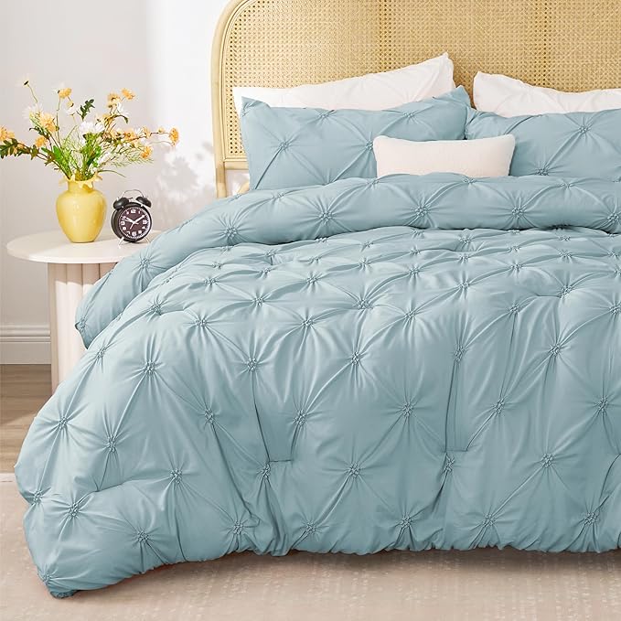 BEDELITE Light Blue Twin Comforter Set for Girls - 2 Peices Boho Pintuck Bedding Comforter Sets, Lightweight Soft & Warm Twin Bedding Sets with 1 Pillowcase for All Season