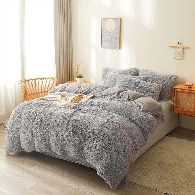 FOPPA Gray Fuzzy Plush Comforter Cover Set Queen - Ultra Soft Plush Gray Bedding Sets 3 Pieces (1 Faux Fur Duvet Cover + 2 Shaggy Pillow case) Fluffy Bed Set (Gray, Queen)
