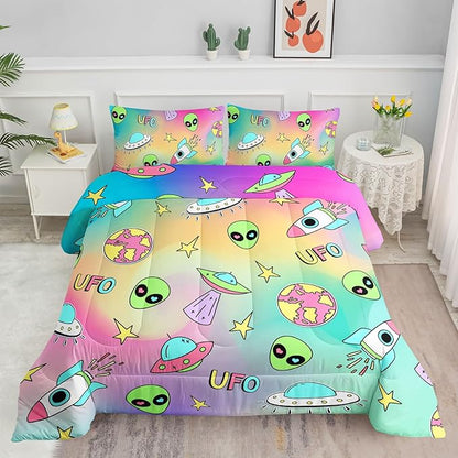 Datura home Space Alien Children Bedding Comforter Set for Girls Kids,Colorful Cartoon Outer Space Planet UFO Lovely Alien Theme Bedding Set with 1 Comforter and 2 Pillowcases(Alien3 Twin)