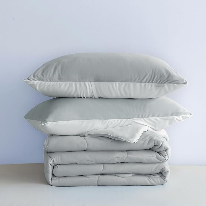 COTTEBED Reversible Queen Bed Comforter Set - Jersey Knit T-Shirt Feel Full Size Bedding 1 Down Blanket Quilt & 2 Pillow Sham - Ultra-Soft Fluffy Lightweight Cozy All Season Use (Light Gray and White)