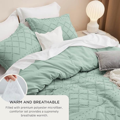 Bedsure California King Comforter Set - Sage Green Comforter, Boho Tufted Shabby Chic Bedding Comforter Set, 3 Pieces Farmhouse Bed Set for All Seasons, Fluffy Soft Bedding Set with 2 Pillow Shams
