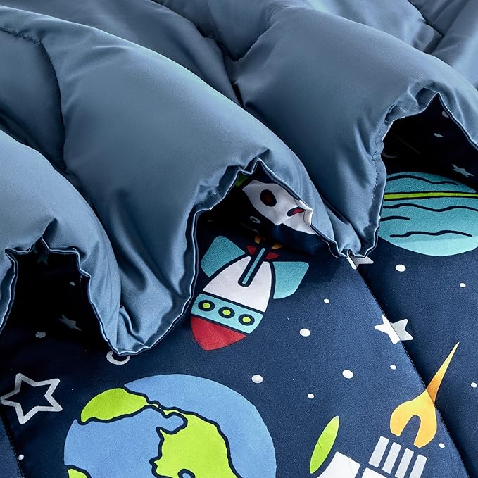 SLEEP ZONE Kids Bedding Twin Comforter Set - Super Soft & Cute Printed 2-Piece Comforter Set All Seasons for Boys, Girls, Fade Resistant, Machine Washable, Rocket Galaxy