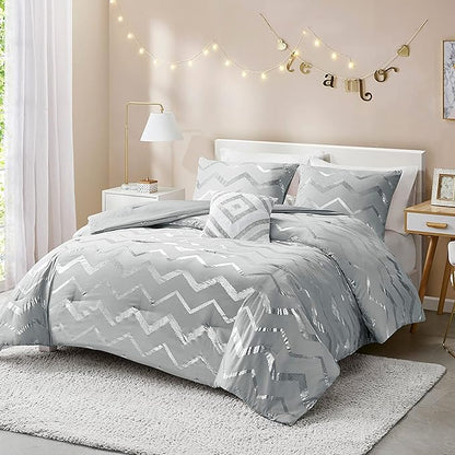 Codi Grey Queen Comforter Set, Silver Print Bedding Sets for Queen Size Bed - 4 Piece includes 1 Queen/Full Comforter with 1 Decorative Pillow and 2 Pillow Cases - All Season Warm
