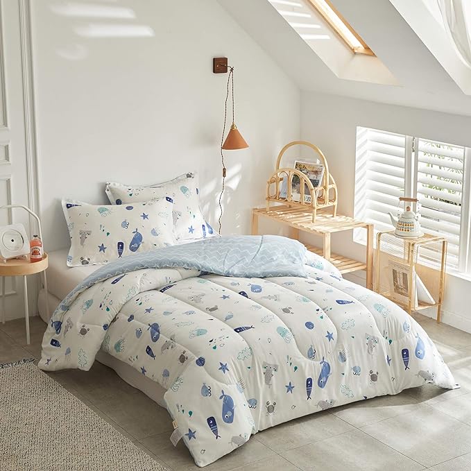 Joyreap 3pcs Premium Cotton Comforter Set for Kids Boys n Girls, Vibrant Ocean Theme Starfish Whale Crab Printed, Skin-friendly Breathable Bedding Comforter for All Season (Full/Queen, 88x88 inches)