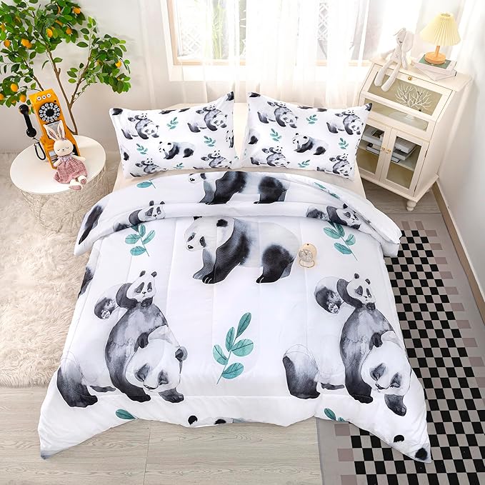 CVHOUSE Panda Bedding Set,Panda Comforter King,Cute Panda Comforter Set for Girls Kids Teens,Kawaii Panda Quilt Set with 1 Comforter and 2 Pillow Cases- 3 Piece