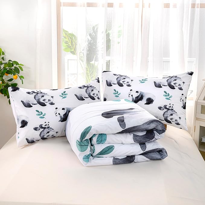 CVHOUSE Panda Bedding Set,Panda Comforter Twin,Cute Panda Comforter Set for Girls Kids Teens,Kawaii Panda Quilt Set with 1 Comforter and 2 Pillow Cases- 3 Piece