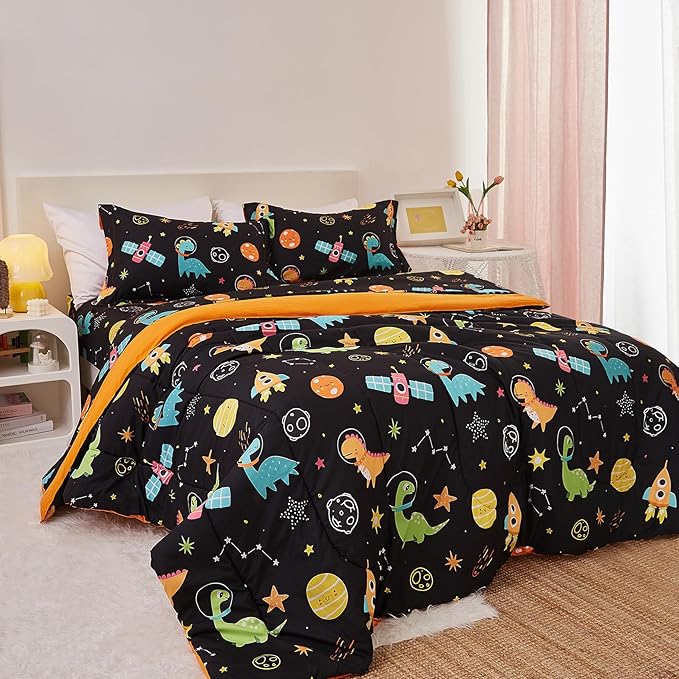Space Dinosaur Kids Comforter Set for Boys Twin, Cute Reversible Quilted Black Printed Bedding Set with Pillow Sham, Lightweight Soft Breathable Machine Washable Bed Set 2 Piece