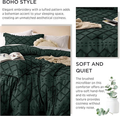 Bedsure California King Comforter Set - Forest Green Comforter, Boho Tufted Shabby Chic Bedding Comforter Set, 3 Pieces Farmhouse Bed Set for All Seasons, Fluffy Bedding Set with 2 Pillow Shams