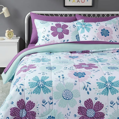 Amazon Basics 7 Piece Microfiber Kid's Bed-in-a-Bag Bedding, Full/Queen, Bluish Flowers, Floral
