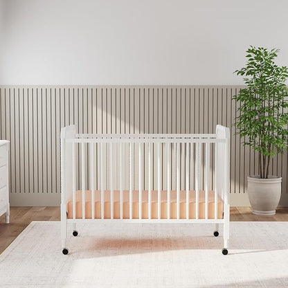 DaVinci Jenny Lind 3-in-1 Convertible Crib in White, Removable Wheels, Greenguard Gold (Mattress Not Included)