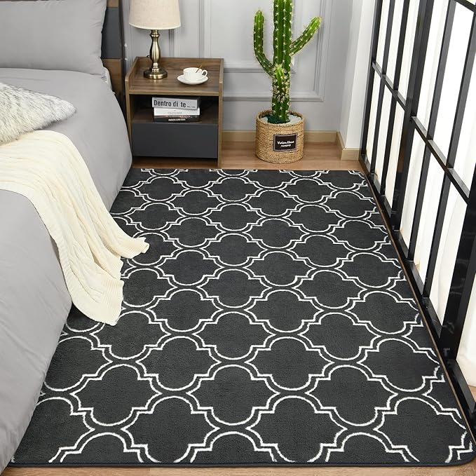 Chicrug Shag Geometric Modern Area Rug for Bedroom, 3x5 Feet Memory Foam Indoor Carpet, Fluffy Rug for Living room Bedside Room Decor for Family Girls Kids Nursery Play Mat, Dark Grey/White