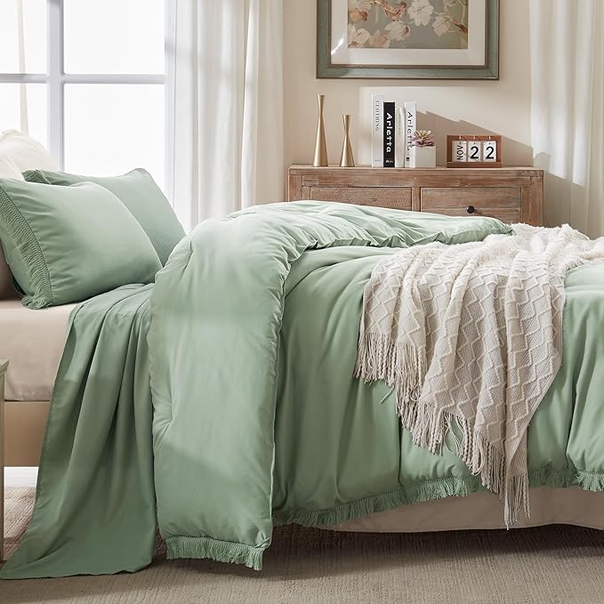 Andency California King Comforter Set Sage Green - 3 Pieces Cal King Boho Lightweight Bedding Comforter Sets, Oversized All Season Tassel Soft Fluffy Bed Set (104x96In Comforter & 2 Pillowcases)
