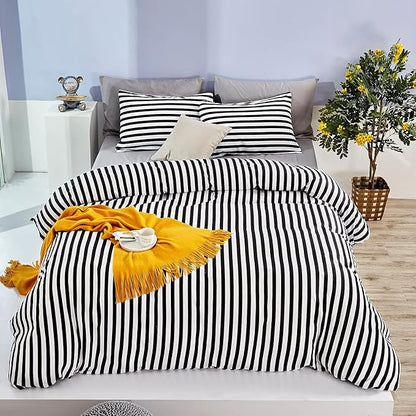 White and Black Stripes Comforter Set King Women Bedding Set Soft Durable White Striated Bedding Set Black Stripes Ticking Quilts Hotel Quality Comforter Set Girls White Black Stripes Bed Set