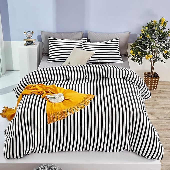 White and Black Striped Comforter Set Full/Queen Soft Durable Striated Bedding Set Ticking Quilts for Girls Boys Hotel Quality