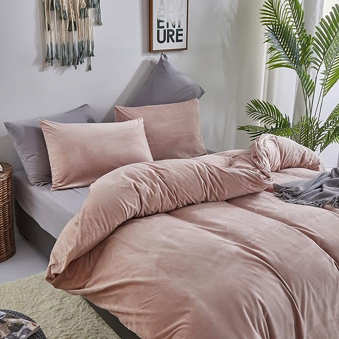 Wellboo Pink Velvet Comforter Sets Full Light Red Fluffy Bedding Comforters Full Size Women Girls Solid Pink Cute Flannel Quilts Aesthetic Pink Warm Winter Blankets Micromink Sherpa Fuzzy Plush Bed