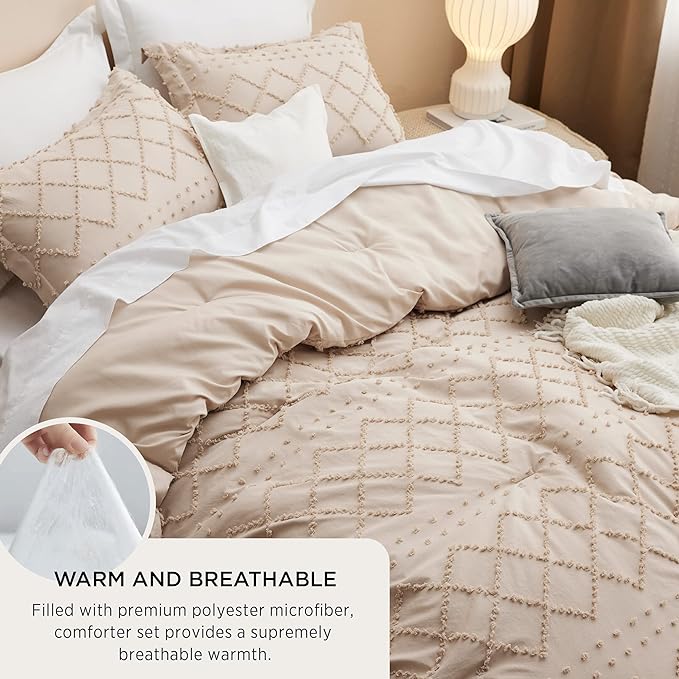 Bedsure Queen Comforter Set - Warm Tan Boho Tufted Shabby Chic Bedding Comforter Set, 3 Pieces Vintage Farmhouse Bed Set for All Seasons, Fluffy Soft Bedding Set with 2 Pillow Shams