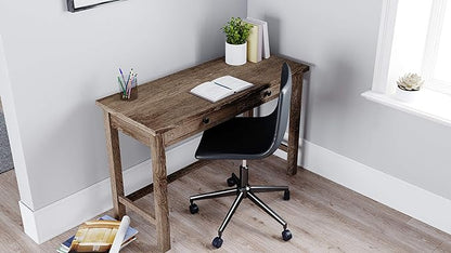 Signature Design by Ashley Arlenbry Farmhouse 47" Home Office Desk, Weathered Oak Gray
