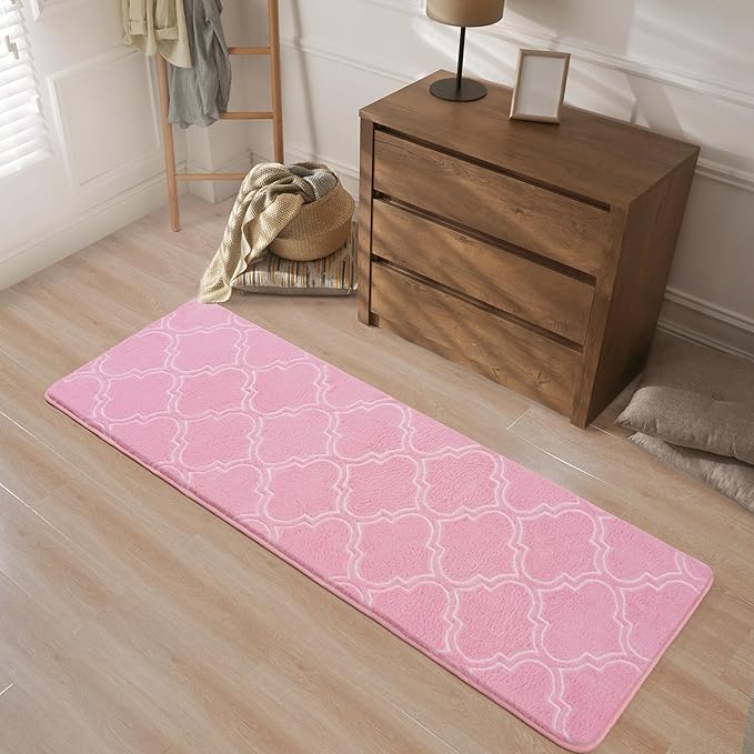 Chicrug Shag Geometric Modern Runner Rug for Bedroom, 2x6 Feet Memory Foam Indoor Hallway Runner Carpet, Fluffy Rug for Living Room Bedside Room Decor for Family, Pink/White