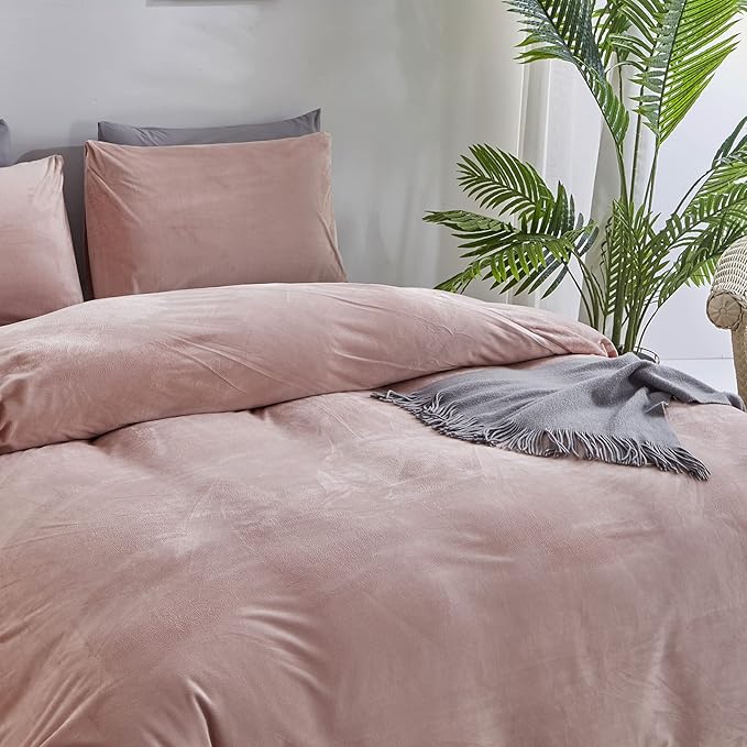 Wellboo Pink Velvet Comforter Sets Queen Women Girls Blush Pink Bedding Comforters Cute Dusty Pink Adults Winter Quilts Solid Light Red Fluffy Flannel Quilt Bean Pink Micromink Sherpa Fuzzy Plush Bed