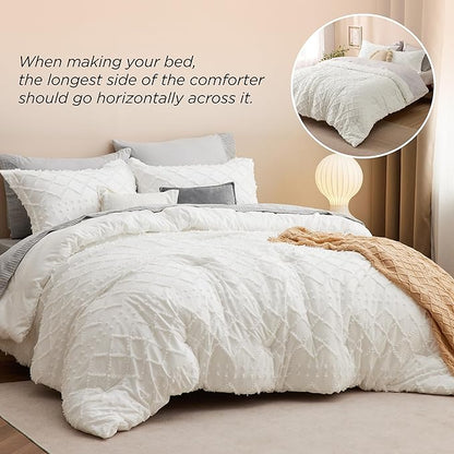 Bedsure King Size Comforter Set - Ivory Boho Comforter, Tufted Shabby Chic Bedding Comforter Set, 3 Pieces Vintage Farmhouse Bed Set for All Seasons, Fluffy Soft Bedding Set with 2 Pillow Shams