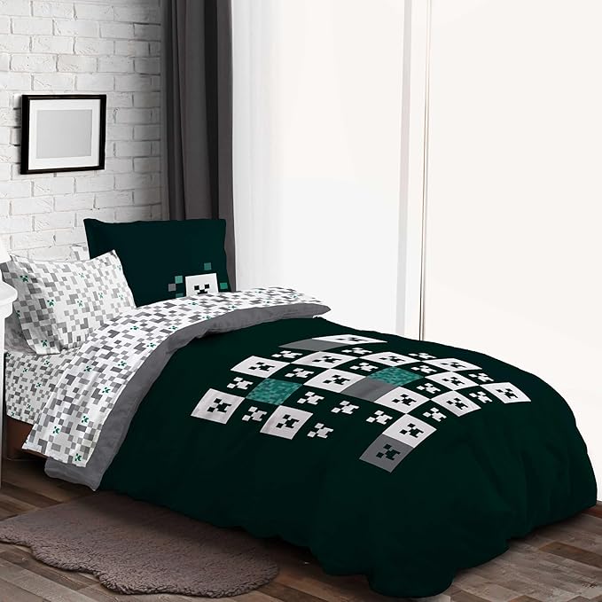 Minecraft Creeper Twin Comforter Set - 5 Piece Gamer Bedding includes Sheet Set & Pillow Covers - Super Soft Checkered Kids Bedding