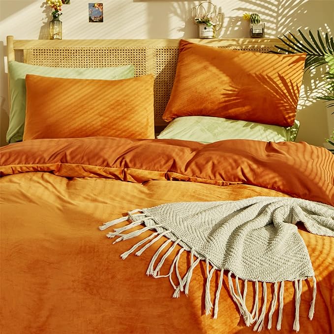 Burnt Orange Velvet Comforter Queen Solid Rust Color Flannel Velvet Bedding Comforter Set All Caramel Colour 3 PCs Shaggy Soft Warm and Durable Flannel Blanket Queen