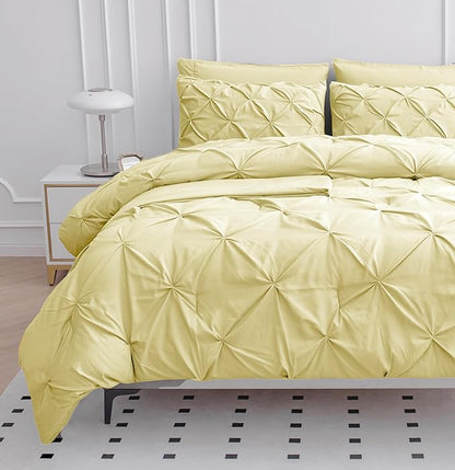 LANE LINEN Queen Comforter Set – 7 Piece Bed in a Bag – Pinch Pleated Queen Size Bedding Set with Comforter, Flat Sheet, Fitted Sheet, 2 Pillowcases & 2 Shams – Soft Pintuck Bed Set – Vanilla