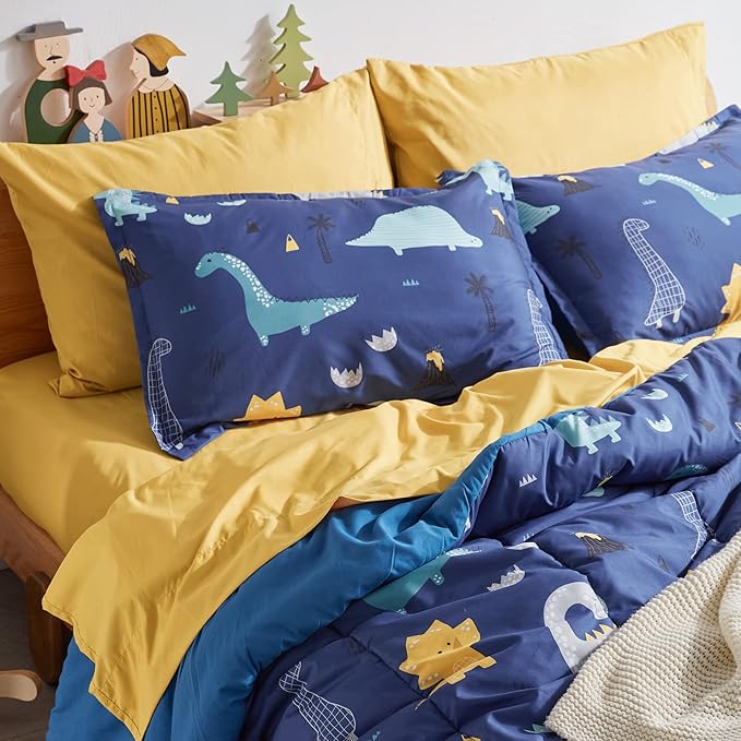 SLEEP ZONE Kids Bedding Full/Queen Comforter Set - Cute Printed for Boys, Girls, Teens, Super Soft, Fade Resistant, Dino Family, Full/Queen