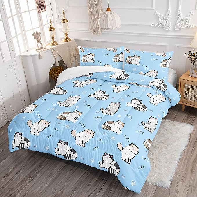 Datura home Blue Kawaii Cat Comforter Bedding Set for Girls Lovely Kitten Blue Print Cute Animal Pattern Bedding Set with 1 Comforter and 2 Pillowcases for Girls Bedroom All Season(Cat Blue Twin)