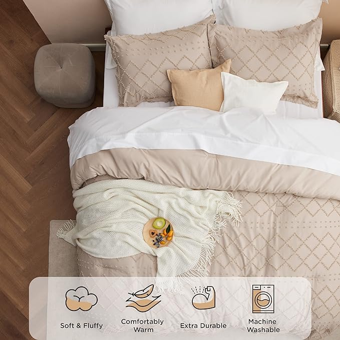 Bedsure California King Comforter Set - Warm Tan Boho Tufted Shabby Chic Bedding Comforter Set, 3 Pieces Vintage Farmhouse Bed Set for All Seasons, Fluffy Soft Bedding Set with 2 Pillow Shams