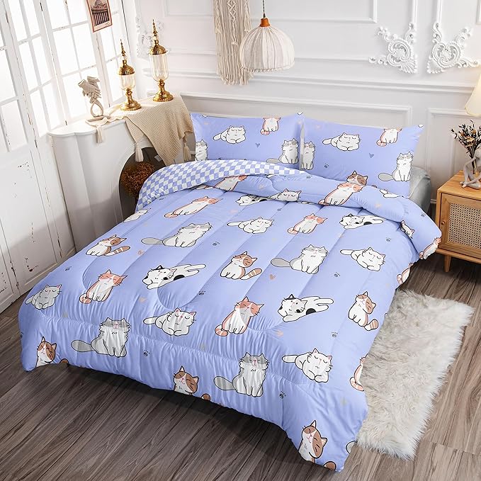 Datura home Purple Kawaii Cat Comforter Bedding Set for Girls Kitten Purple Print Cute Animal Pattern Bedding Set with 1 Comforter and 2 Pillowcases for Girls Bedroom All Season(Cat Purple Full)