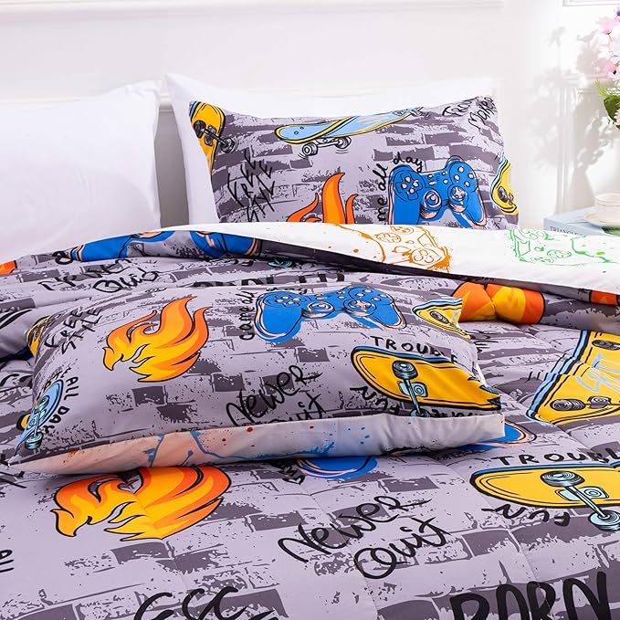 Btargot Gaming Stone Pattern Comforter Set for Boys Girls Kids, 3 Pieces Reversible Skateboard Game Console Flame Painting Bedding Set, Grey Twin