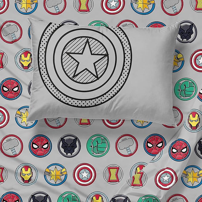 Jay Franco Marvel Avengers Pop 5 Piece Twin Size Bed Set - includes Comforter & Sheet Set - Super Soft Fade Resistant Microfiber (Official Marvel Product)