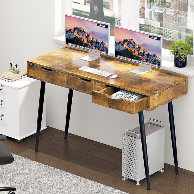 SogesHome 43.3'' Computer Desk, Home Office Work Table with 3-Drawers, Gaming Working Writing Table, Vintage Brown