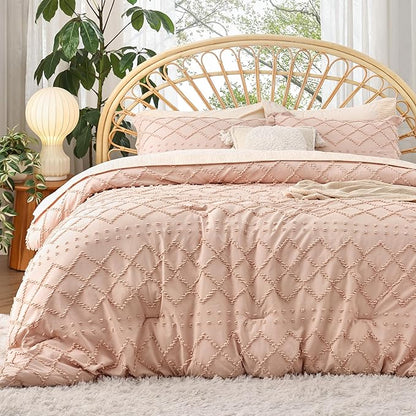 Bedsure Full Size Comforter Set - Coral Pink Comforter, Boho Tufted Shabby Chic Bedding Comforter Set, 3 Pieces Vintage Farmhouse Bed Set for All Seasons, Fluffy Bedding Set with 2 Pillow Shams