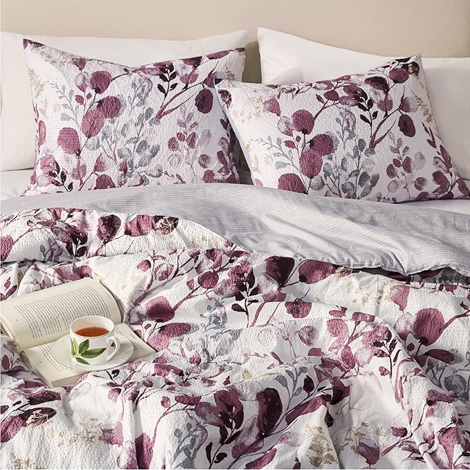 Codi Floral Queen Comforter Set for Womens, Spring Lavender Bedding Sets with Soft Seersucker 3pcs - 1 Flower Comforters and 2 Pillows Case, Lilac Purple