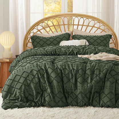 Bedsure Full Size Comforter Set - Olive Green Comforter, Boho Tufted Shabby Chic Bedding Comforter Set, 3 Pieces Farmhouse Bed Set for All Seasons, Fluffy Soft Bedding Set with 2 Pillow Shams