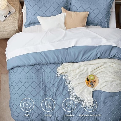 Bedsure Queen Comforter Set - Grayish Blue Comforter, Boho Tufted Shabby Chic Bedding Comforter Set, 3 Pieces Vintage Farmhouse Bed Set for All Seasons, Fluffy Soft Bedding Set with 2 Pillow Shams