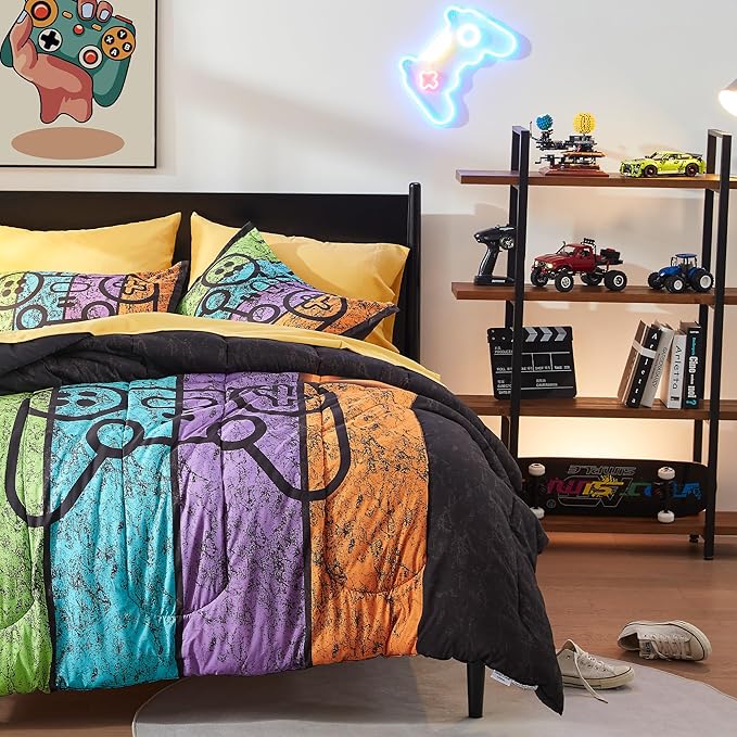 SLEEP ZONE Kids Twin Bedding Comforter Set - Super Cute Game Bedding Set for Boys, Girls, Teens - 5 Pieces Set with Comforter, Sheet, Pillowcase & Sham (Game Night)